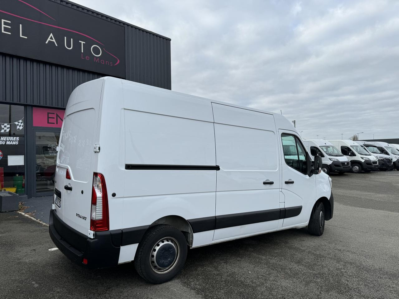 RENAULT MASTER 3T3 L2H2 2.3 DCI 135CH CONFORT - Βαν: φωτογραφία 5 RENAULT MASTER 3T3 L2H2 2.3 DCI 135CH CONFORT - Βαν: φωτογραφία 5