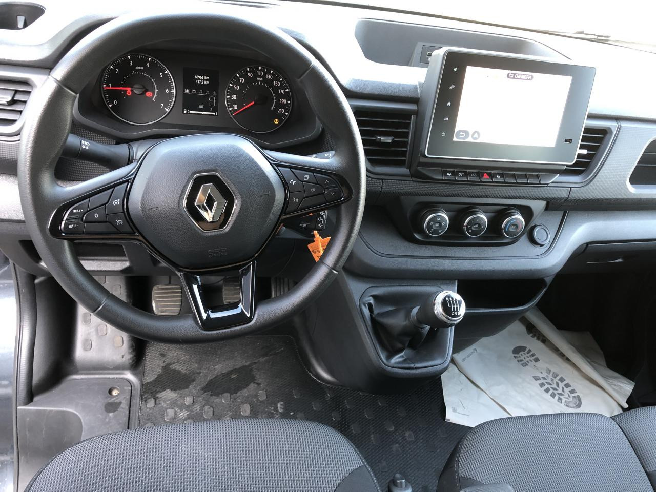 RENAULT Trafic L2 2.0 Energy dCi - 150 - S&S III COMBI Combi Zen L2H1 PHASE 3 - Επιβατικό βαν: φωτογραφία 3 RENAULT Trafic L2 2.0 Energy dCi - 150 - S&S III COMBI Combi Zen L2H1 PHASE 3 - Επιβατικό βαν: φωτογραφία 3