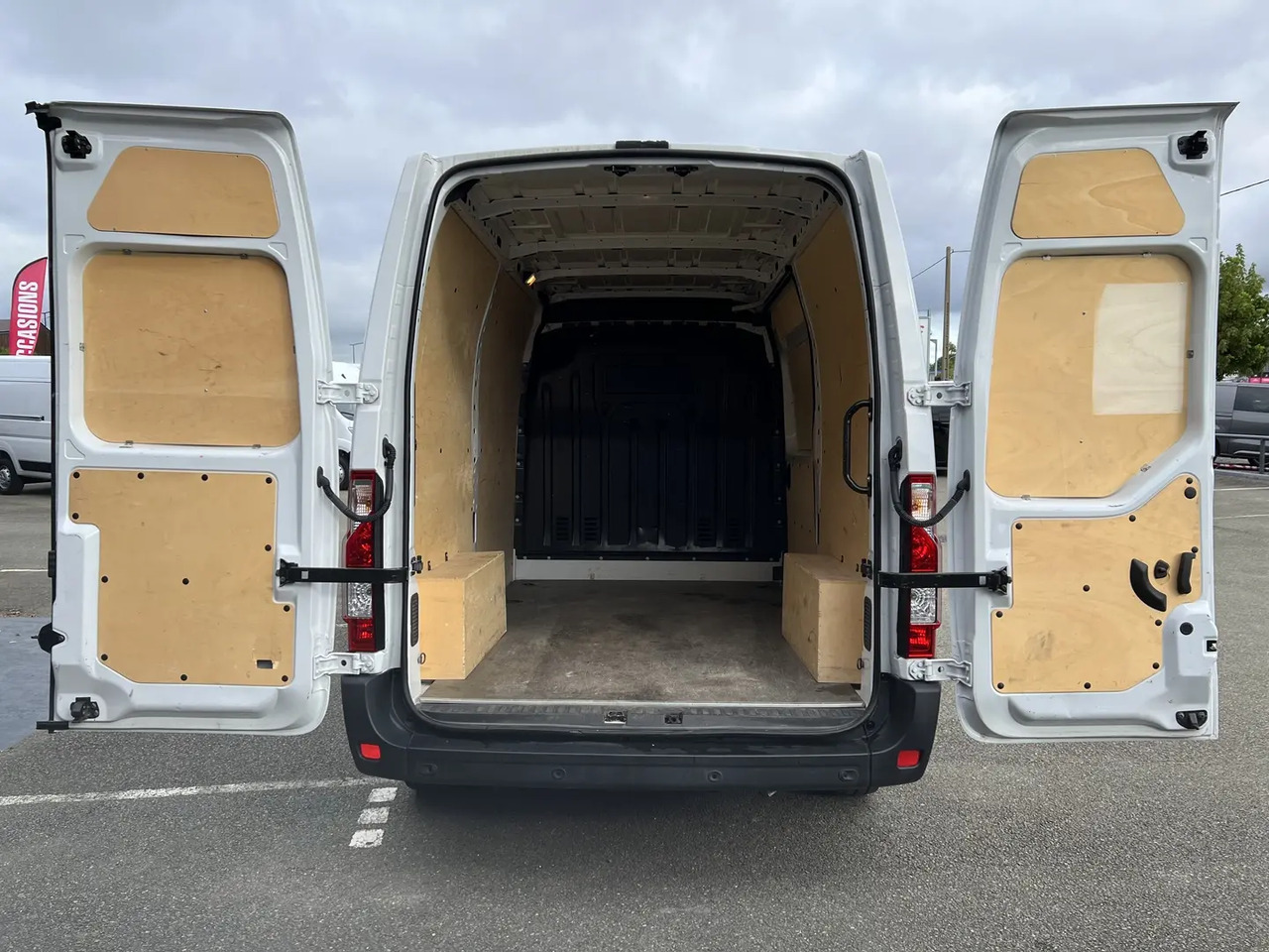 Renault Master F3300 L2H2 2.3 BLUE DCI 135CH GRAND CONFORT EURO6 - Βαν: φωτογραφία 3 Renault Master F3300 L2H2 2.3 BLUE DCI 135CH GRAND CONFORT EURO6 - Βαν: φωτογραφία 3