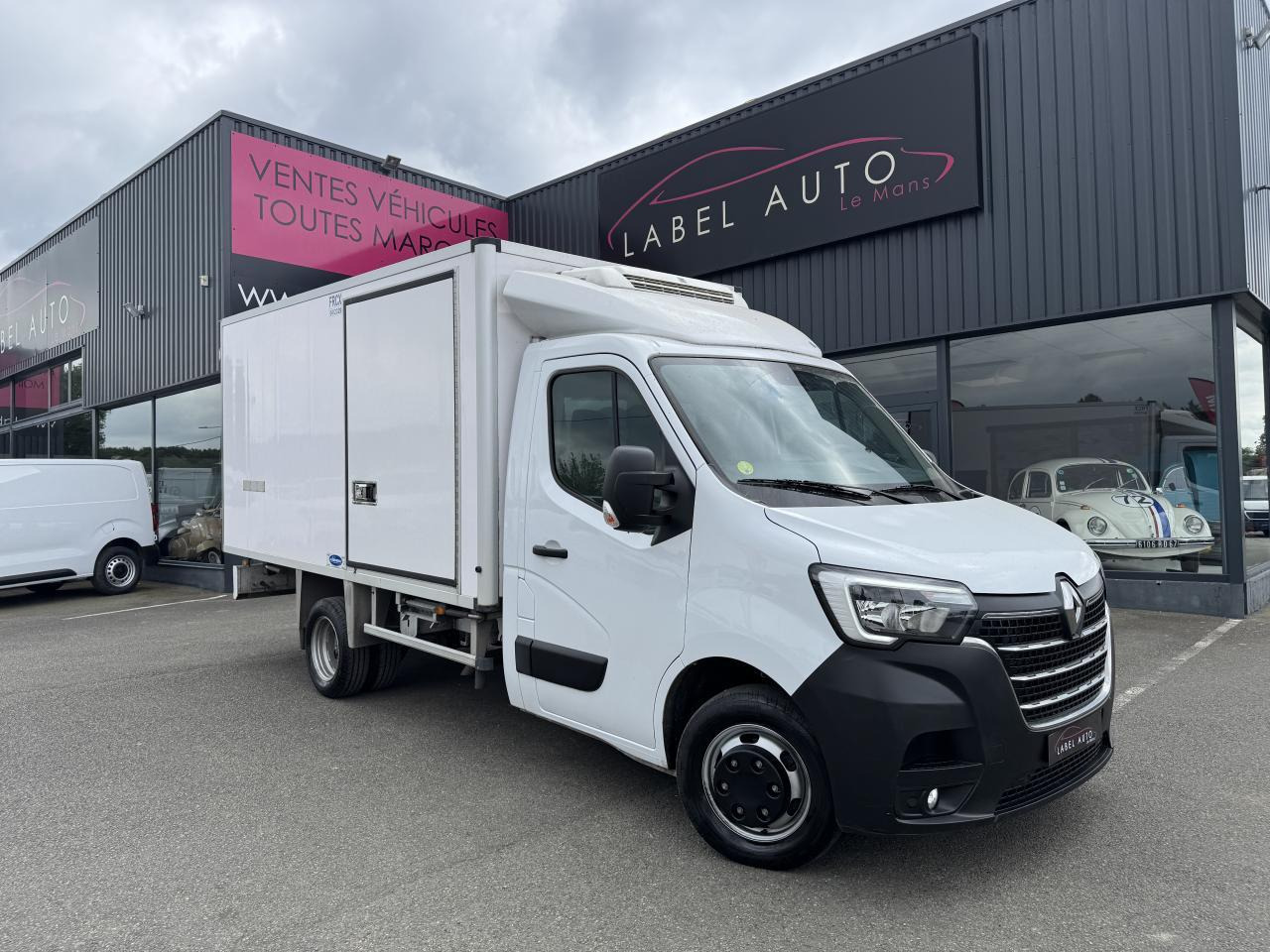 Renault Master FRIGORIFIQUE RJ3500 L3 2.3 BLUE DCI 165CH CAISSE 12M3 - Επαγγελματικό αυτοκίνητο ψυγείο: φωτογραφία 2 Renault Master FRIGORIFIQUE RJ3500 L3 2.3 BLUE DCI 165CH CAISSE 12M3 - Επαγγελματικό αυτοκίνητο ψυγείο: φωτογραφία 2