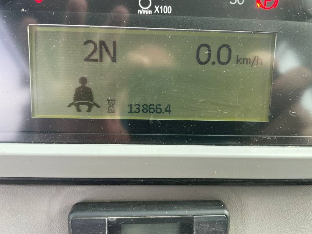 Ελαστιχοφόρος φορτωτής CAT 980 M: φωτογραφία 18