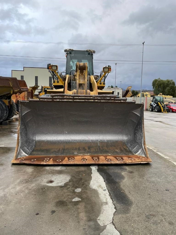 Komatsu WA 600-6 - Ελαστιχοφόρος φορτωτής: φωτογραφία 5 Komatsu WA 600-6 - Ελαστιχοφόρος φορτωτής: φωτογραφία 5