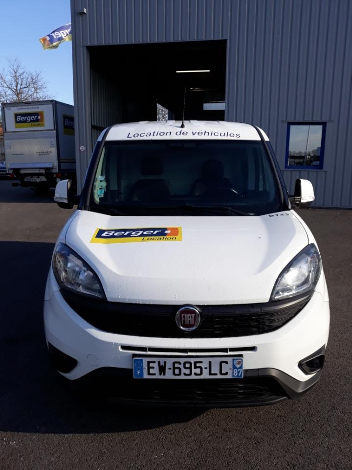 Fiat Doblo 1.3L 95cv - Μικρό βαν: φωτογραφία 1 Fiat Doblo 1.3L 95cv - Μικρό βαν: φωτογραφία 1