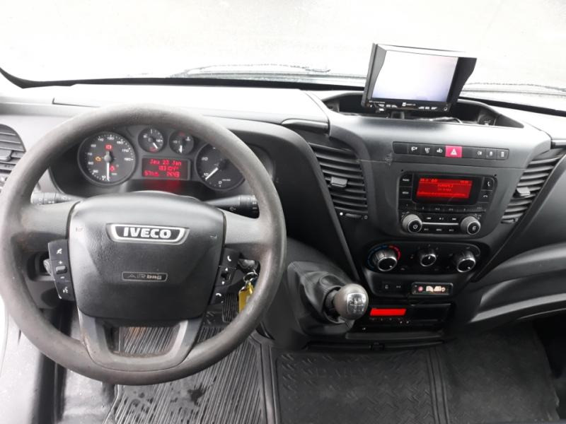 Iveco Daily 70C18 tribenne + coffre - Φορτηγό ανατρεπόμενο: φωτογραφία 4 Iveco Daily 70C18 tribenne + coffre - Φορτηγό ανατρεπόμενο: φωτογραφία 4