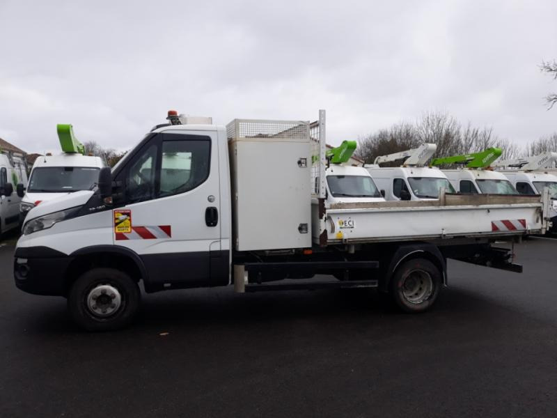 Iveco Daily 70C18 tribenne + coffre - Φορτηγό ανατρεπόμενο: φωτογραφία 1 Iveco Daily 70C18 tribenne + coffre - Φορτηγό ανατρεπόμενο: φωτογραφία 1