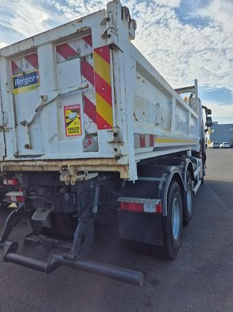 Renault C version K 380 P6x4 Bi-benne Grue FASSI F195 A0.24 - Φορτηγό ανατρεπόμενο: φωτογραφία 4 Renault C version K 380 P6x4 Bi-benne Grue FASSI F195 A0.24 - Φορτηγό ανατρεπόμενο: φωτογραφία 4