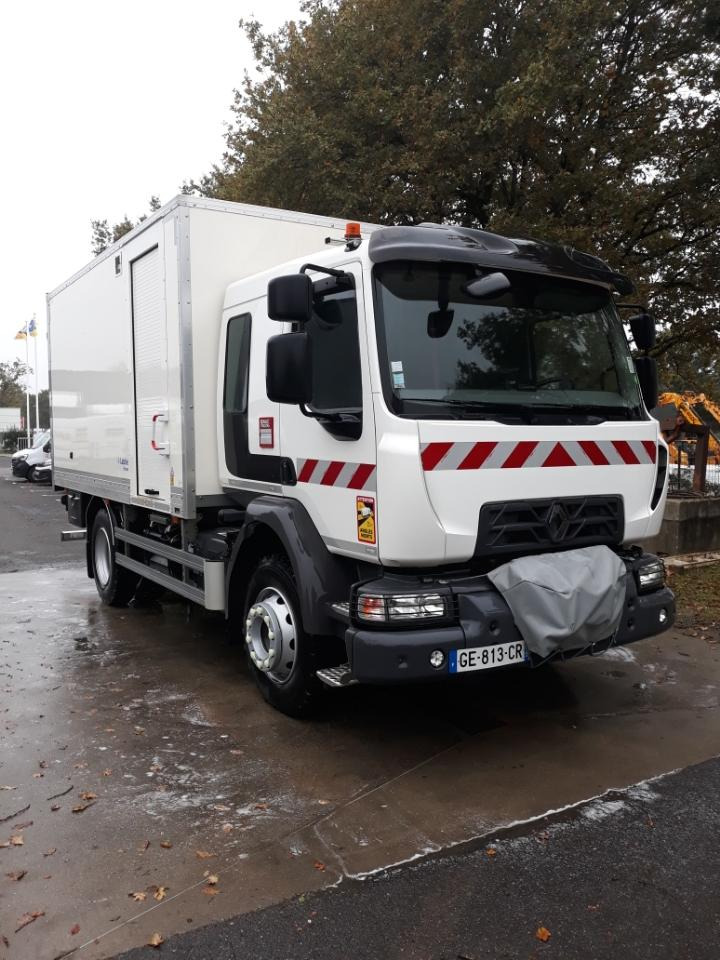 Renault D 13 HIGH K P4X2 280CV Double cabine 6 places - Φορτηγό κόφα: φωτογραφία 2 Renault D 13 HIGH K P4X2 280CV Double cabine 6 places - Φορτηγό κόφα: φωτογραφία 2
