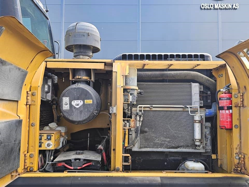 Ερπυστριοφόρος εκσκαφέας CAT 323 D L: φωτογραφία 23