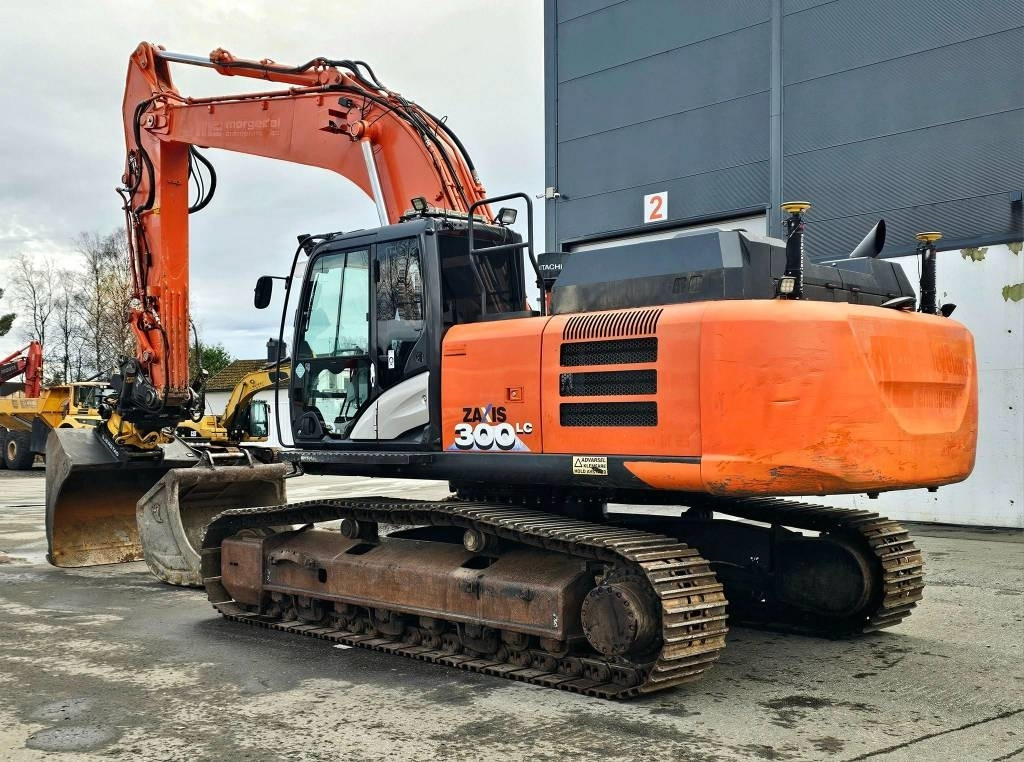 Hitachi ZX 300 LC-6 - Ερπυστριοφόρος εκσκαφέας: φωτογραφία 4 Hitachi ZX 300 LC-6 - Ερπυστριοφόρος εκσκαφέας: φωτογραφία 4