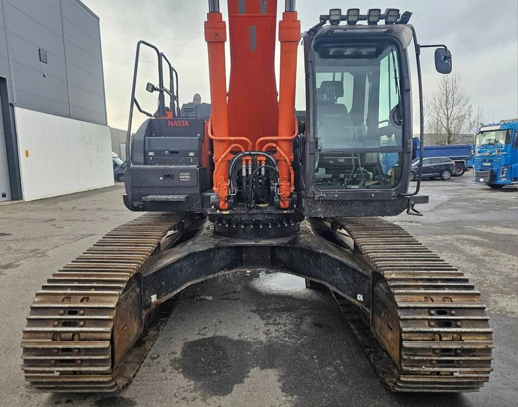 Ερπυστριοφόρος εκσκαφέας Hitachi ZX 300 LC-6: φωτογραφία 11
