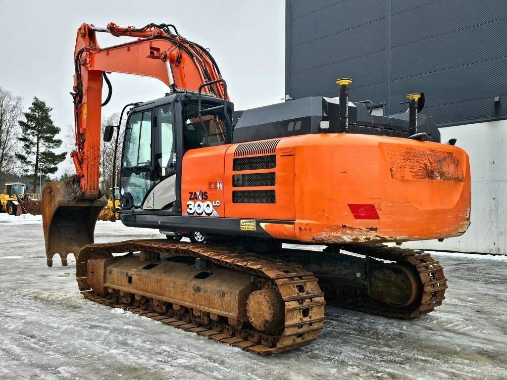Hitachi ZX 300 LC-6 - Ερπυστριοφόρος εκσκαφέας: φωτογραφία 3 Hitachi ZX 300 LC-6 - Ερπυστριοφόρος εκσκαφέας: φωτογραφία 3