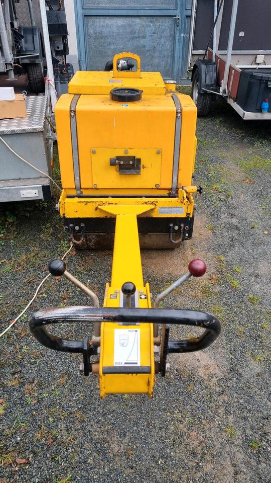 DVH 701 Weber Walze Glattmantel Walze Rüttelwalze Dublex Vibrationswalze Rüttelplatte Strassenwalze Plattenverdichter DVH 603 - Μικρος ασφαλτικός οδοστρωτήρας: φωτογραφία 4 DVH 701 Weber Walze Glattmantel Walze Rüttelwalze Dublex Vibrationswalze Rüttelplatte Strassenwalze Plattenverdichter DVH 603 - Μικρος ασφαλτικός οδοστρωτήρας: φωτογραφία 4