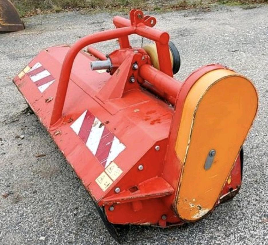 Dücker PMK21 2017 Frontmulchgerät Mulcher Mulchgerät Traktor - Καταστροφέας με σφυριά: φωτογραφία 4 Dücker PMK21 2017 Frontmulchgerät Mulcher Mulchgerät Traktor - Καταστροφέας με σφυριά: φωτογραφία 4