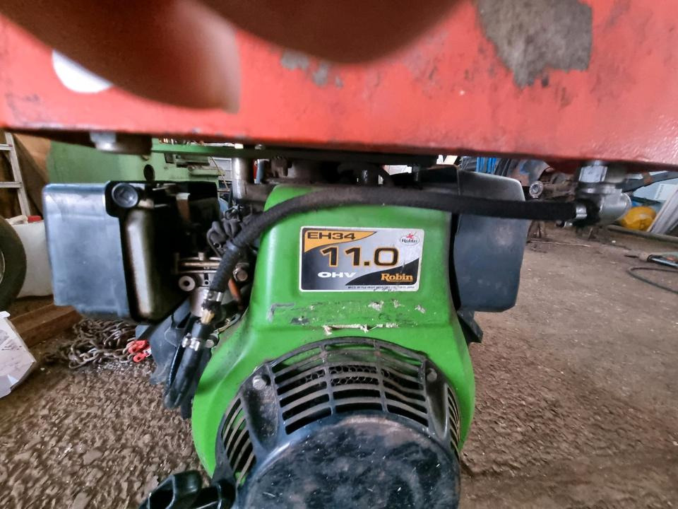 Motormäher Agria 5500 KL Grizzly Böschungsmulcher Hangmäher Reform Aebi Rasenmäher Mähausleger Böschungsmulcher Seitenmulcher Mulchgerät - Χλοοκοπτικό: φωτογραφία 4 Motormäher Agria 5500 KL Grizzly Böschungsmulcher Hangmäher Reform Aebi Rasenmäher Mähausleger Böschungsmulcher Seitenmulcher Mulchgerät - Χλοοκοπτικό: φωτογραφία 4
