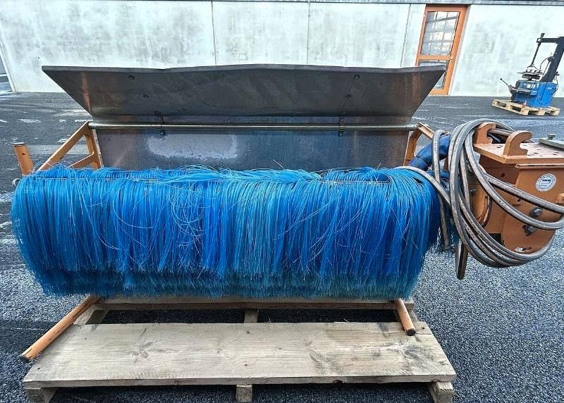 Mulag FWB 1600 Fläschenwaschbürste Tunnelwaschbürste Mähausleger Böschungsmäher Böschungsmulcher FME MKM FMK Dücker DUA UNA 500 600 700 MHU 800 - Σκούπα: φωτογραφία 1 Mulag FWB 1600 Fläschenwaschbürste Tunnelwaschbürste Mähausleger Böschungsmäher Böschungsmulcher FME MKM FMK Dücker DUA UNA 500 600 700 MHU 800 - Σκούπα: φωτογραφία 1