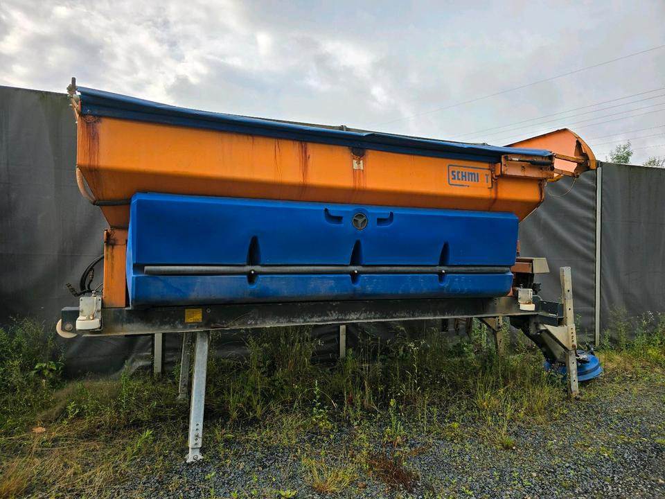 Schmidt Stratos S80 8m3 Salzstreuer Salzsilo Aufbaustreuer LKW Winterdienst Küpper-Weisser - Αλατιέρα: φωτογραφία 2 Schmidt Stratos S80 8m3 Salzstreuer Salzsilo Aufbaustreuer LKW Winterdienst Küpper-Weisser - Αλατιέρα: φωτογραφία 2