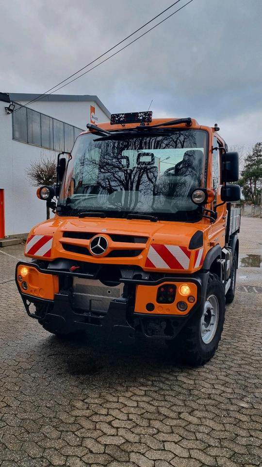 Zu vermieten Unimog 405 U318 423 429 430 Mercedes Benz 318 527 Vermietung - Εκχιονιστικό μηχάνημα: φωτογραφία 2 Zu vermieten Unimog 405 U318 423 429 430 Mercedes Benz 318 527 Vermietung - Εκχιονιστικό μηχάνημα: φωτογραφία 2