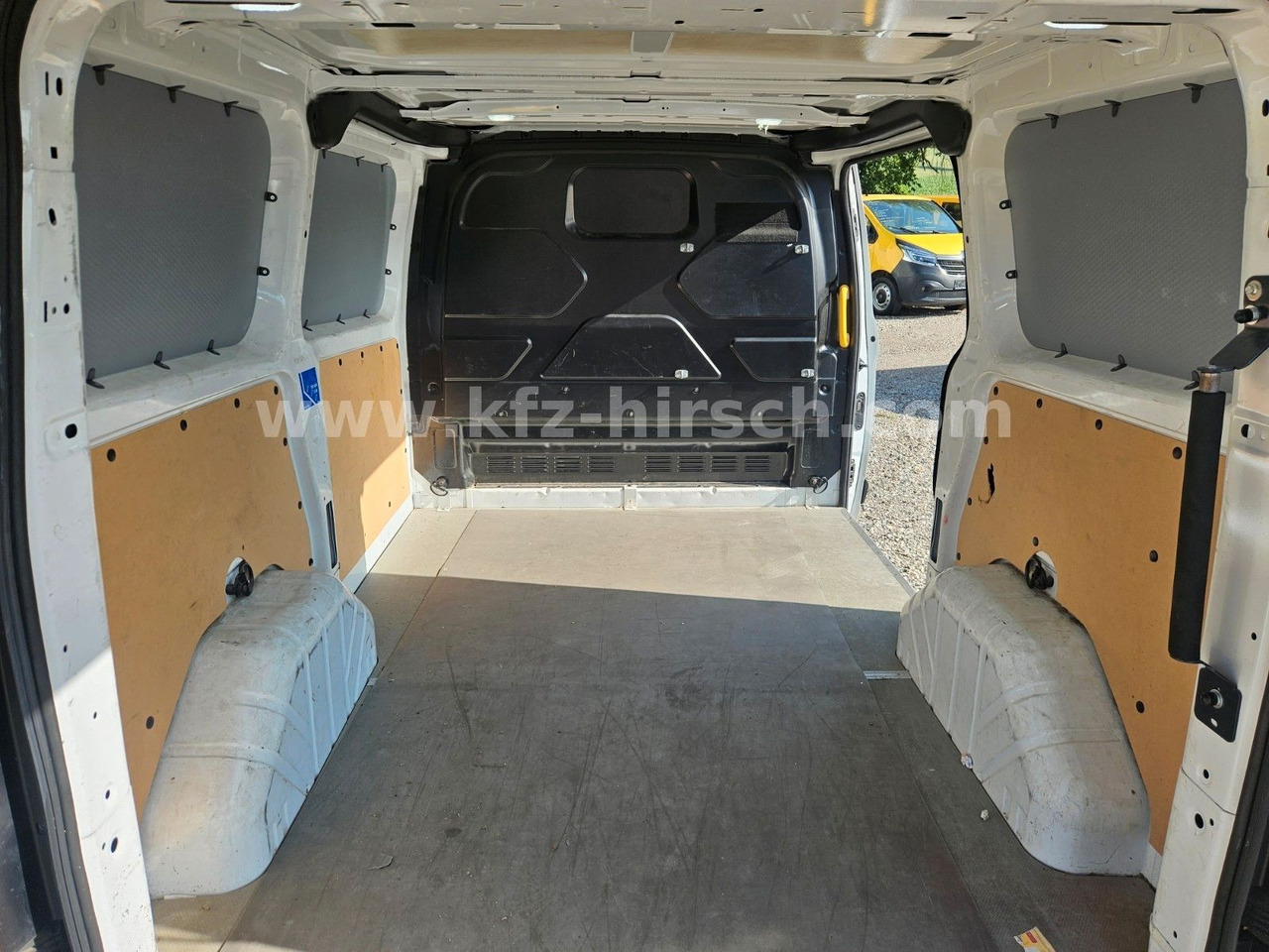 Ford Transit Custom Klima Sitzhzg Bluetooth Multi 1Hd - Βαν: φωτογραφία 5 Ford Transit Custom Klima Sitzhzg Bluetooth Multi 1Hd - Βαν: φωτογραφία 5
