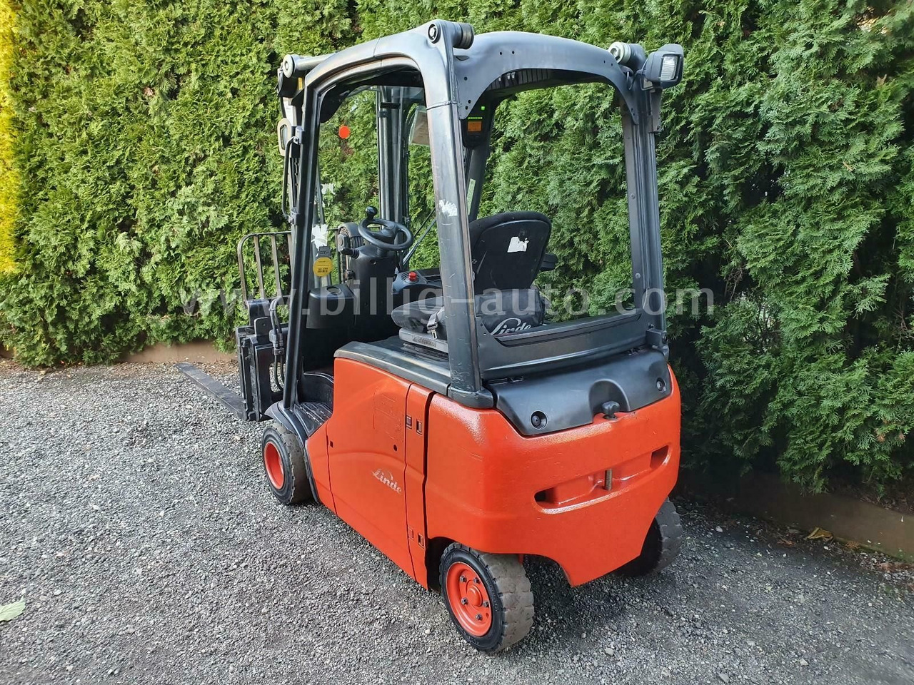 Linde E18 PH 4-Rad Seitenschieber*Zinkenverstellung* - Ηλεκτροκίνητο περονοφόρο: φωτογραφία 4 Linde E18 PH 4-Rad Seitenschieber*Zinkenverstellung* - Ηλεκτροκίνητο περονοφόρο: φωτογραφία 4