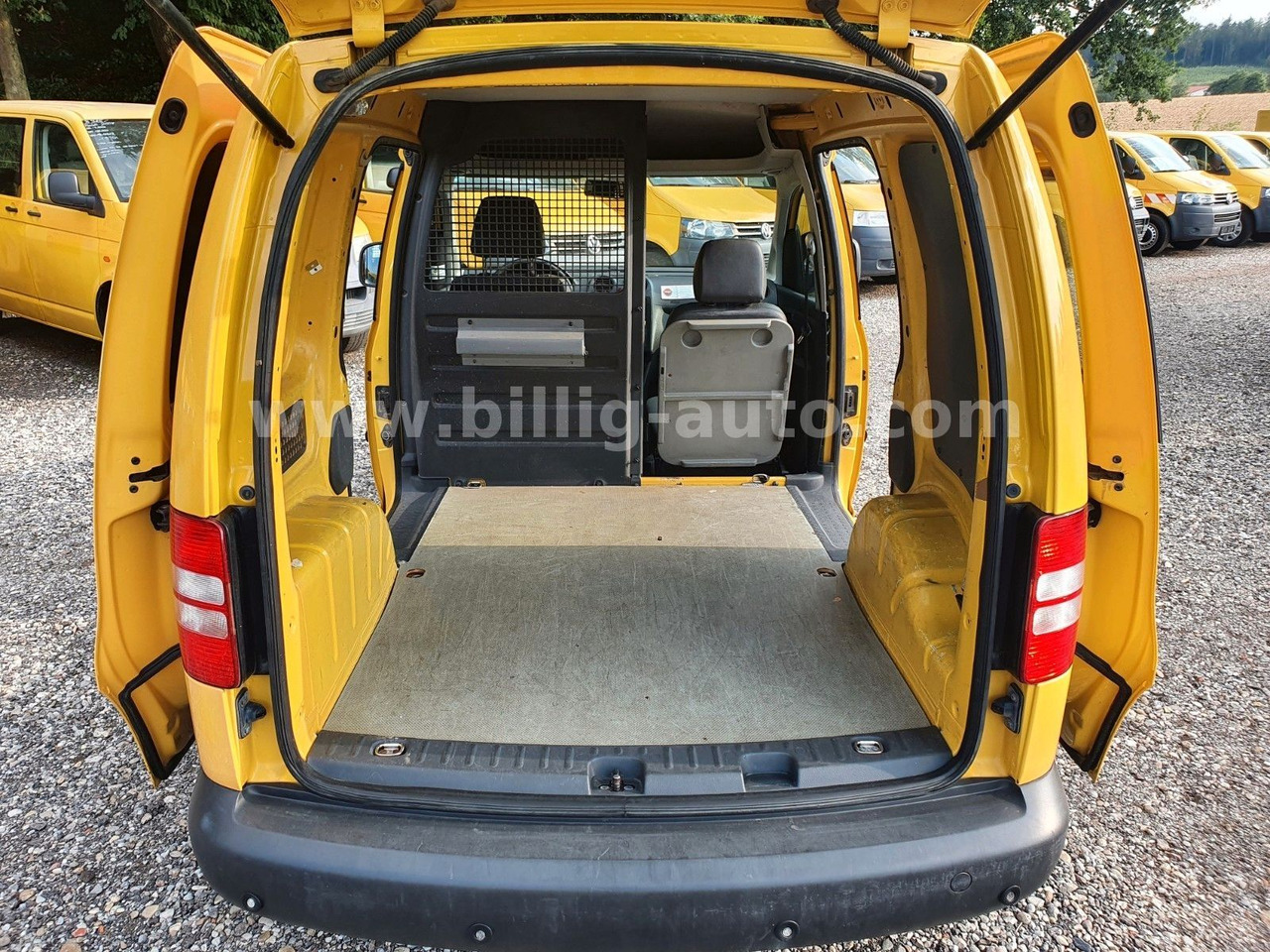 Volkswagen Caddy 2.0 TDI*FLEX-SITZ-PLUS*S-heft*2xS-Türe*EU5 - Επιβατικό βαν: φωτογραφία 4 Volkswagen Caddy 2.0 TDI*FLEX-SITZ-PLUS*S-heft*2xS-Türe*EU5 - Επιβατικό βαν: φωτογραφία 4