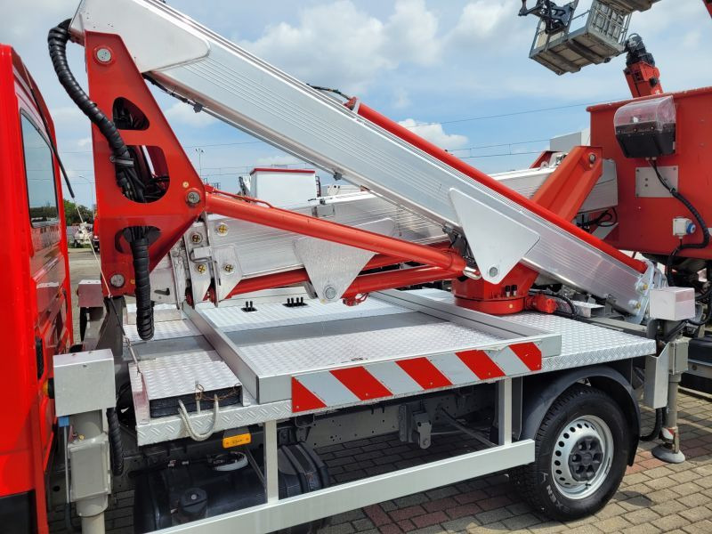 Iveco Daily 35S12 podnośnik koszowy 21 m Multitel MX210 - Φορτηγό με εναέρια πλατφόρμα: φωτογραφία 3 Iveco Daily 35S12 podnośnik koszowy 21 m Multitel MX210 - Φορτηγό με εναέρια πλατφόρμα: φωτογραφία 3