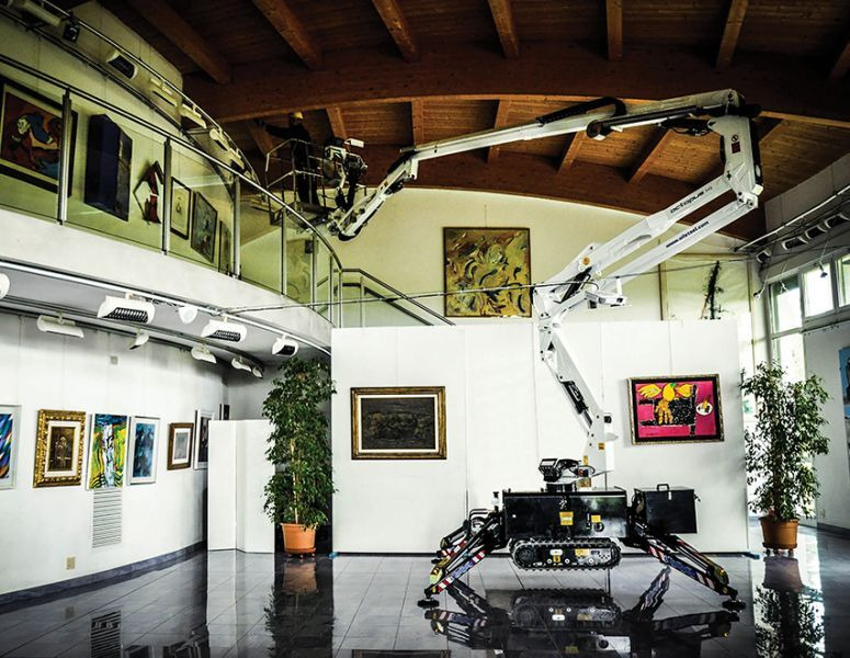 Oil&Steel Octopus 14 podnośnik koszowy na gąsienicach 14 m - Καλαθοφόρο με ερπύστριες: φωτογραφία 2 Oil&Steel Octopus 14 podnośnik koszowy na gąsienicach 14 m - Καλαθοφόρο με ερπύστριες: φωτογραφία 2