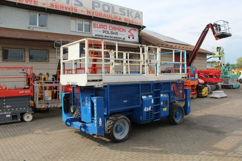 Podnośnik nożycowy 4x4 spalinowy 15 m Genie GS4390 - Ψαλιδωτό ανυψωτικό: φωτογραφία 1 Podnośnik nożycowy 4x4 spalinowy 15 m Genie GS4390 - Ψαλιδωτό ανυψωτικό: φωτογραφία 1