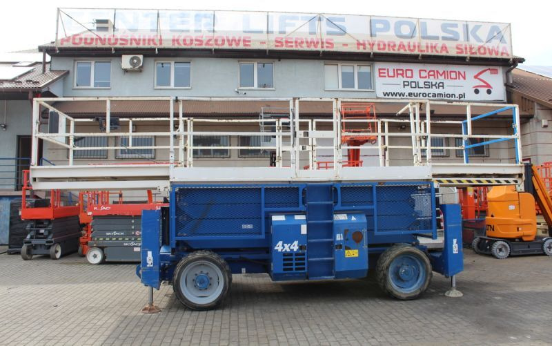 Podnośnik nożycowy 4x4 spalinowy 15 m Genie GS4390 - Ψαλιδωτό ανυψωτικό: φωτογραφία 5 Podnośnik nożycowy 4x4 spalinowy 15 m Genie GS4390 - Ψαλιδωτό ανυψωτικό: φωτογραφία 5