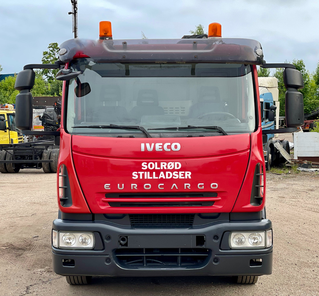 Φορτηγό με γερανό IVECO EUROCARGO: φωτογραφία 11