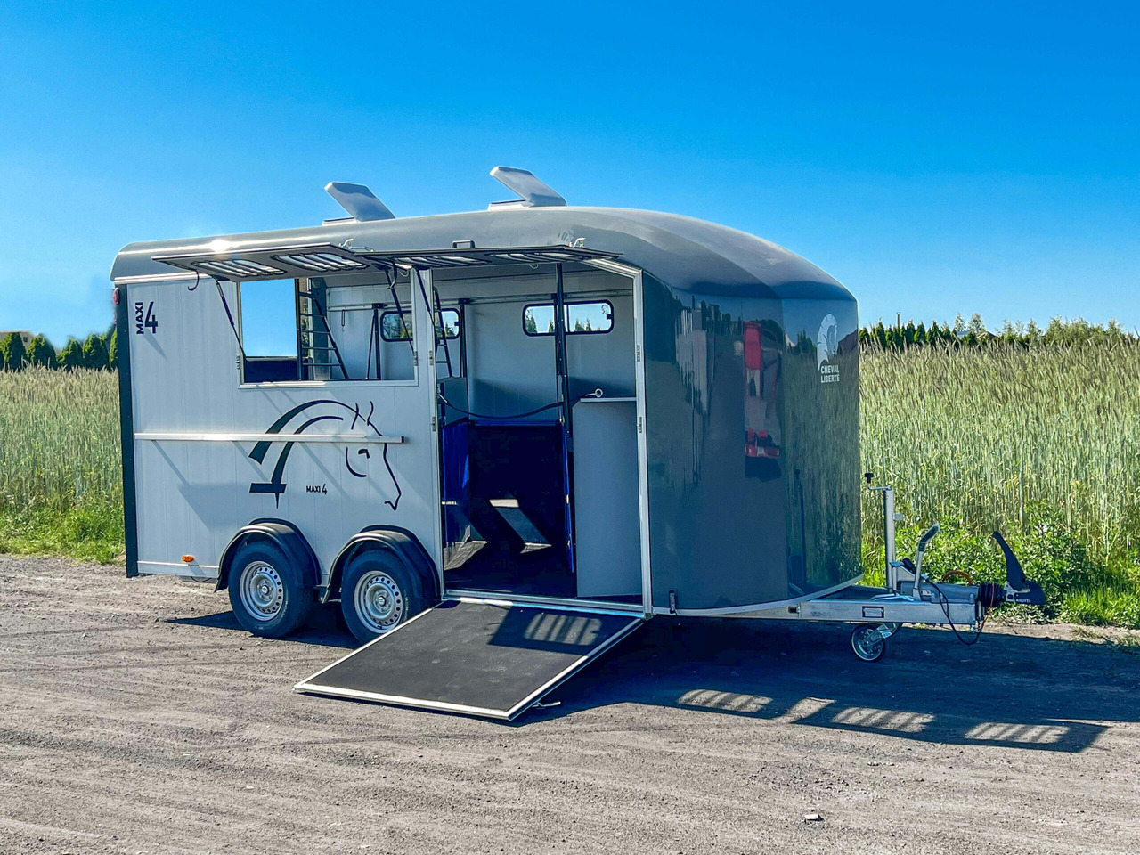 CHEVAL LIBERTÉ MAXI 4 - OPTIMAX - Τρέιλερ μεταφοράς αλόγων: φωτογραφία 2 CHEVAL LIBERTÉ MAXI 4 - OPTIMAX - Τρέιλερ μεταφοράς αλόγων: φωτογραφία 2