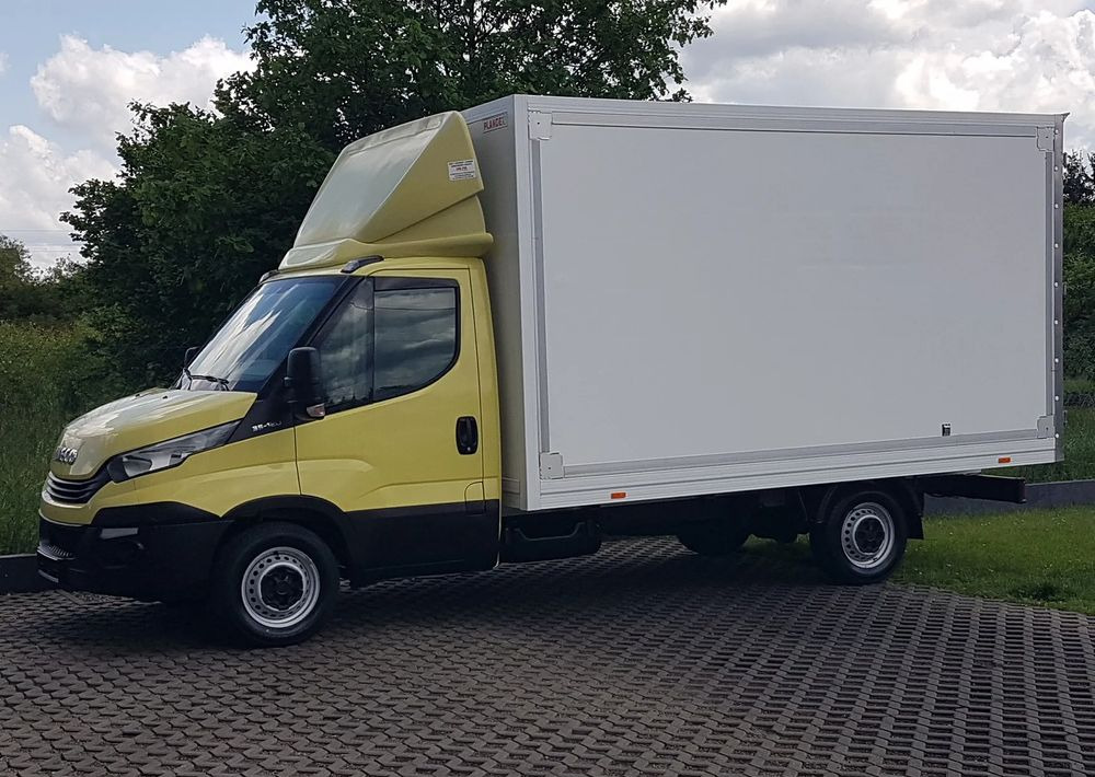 Iveco Daily 8EP KONTENER 4,14x2,21x2,20 KLIMA MANUAL KRAJOWY DMC 3500KG - Επαγγελματικό αυτοκίνητο κόφα: φωτογραφία 2 Iveco Daily 8EP KONTENER 4,14x2,21x2,20 KLIMA MANUAL KRAJOWY DMC 3500KG - Επαγγελματικό αυτοκίνητο κόφα: φωτογραφία 2