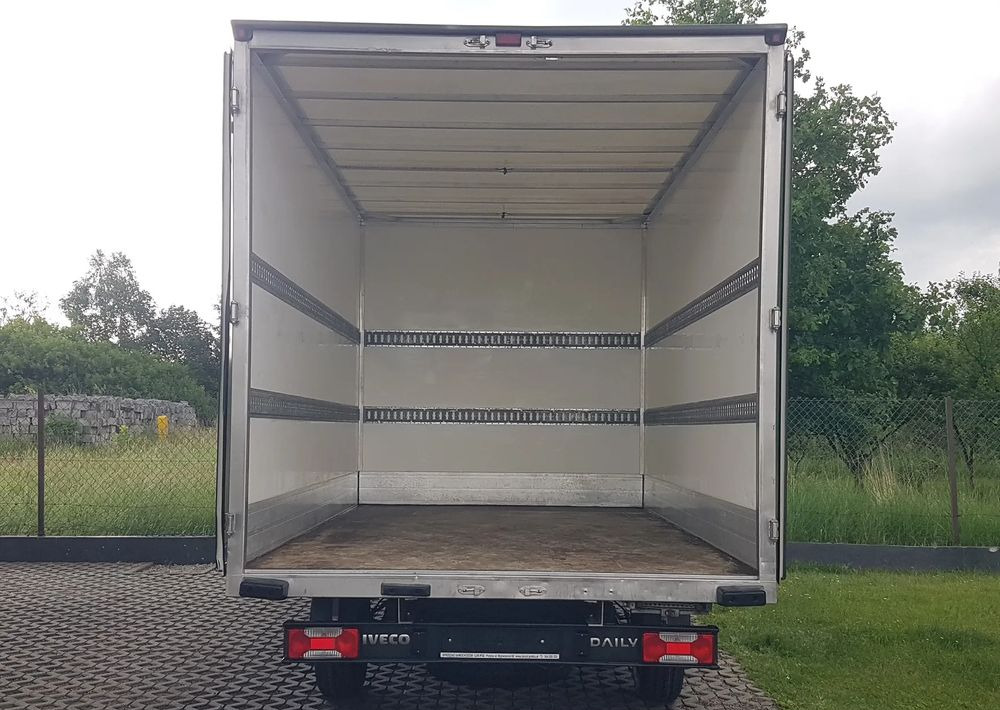 Iveco Daily 8EP KONTENER 4,14x2,21x2,20 KLIMA MANUAL KRAJOWY DMC 3500KG - Επαγγελματικό αυτοκίνητο κόφα: φωτογραφία 5 Iveco Daily 8EP KONTENER 4,14x2,21x2,20 KLIMA MANUAL KRAJOWY DMC 3500KG - Επαγγελματικό αυτοκίνητο κόφα: φωτογραφία 5