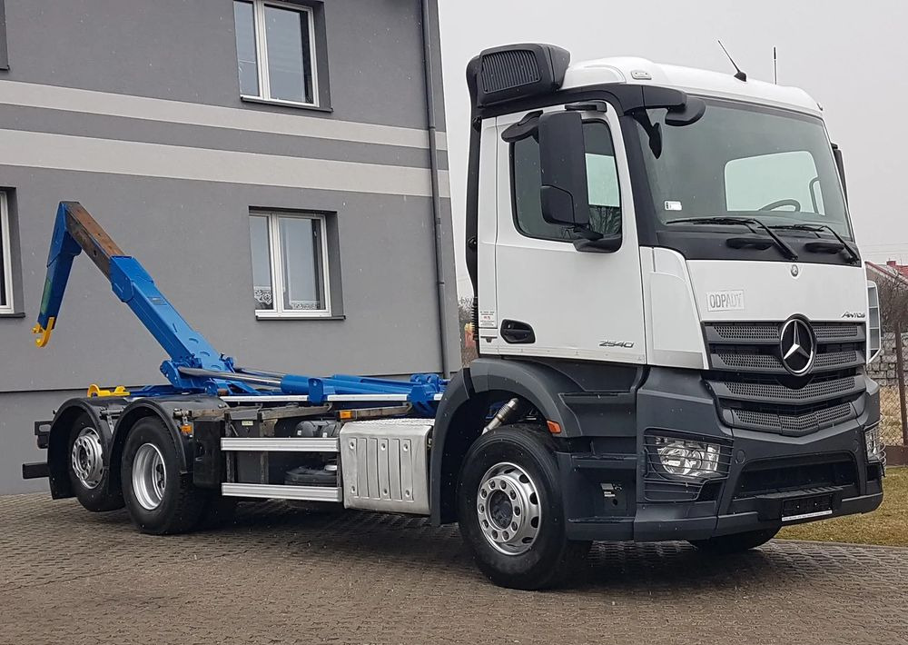 Mercedes-Benz ANTOS ACTROS HAKOWIEC 3 OSIE 6x2 KLIMA HAKOWIEC DO KONTENERÓW - Φορτηγό φόρτωσης γάντζου: φωτογραφία 5 Mercedes-Benz ANTOS ACTROS HAKOWIEC 3 OSIE 6x2 KLIMA HAKOWIEC DO KONTENERÓW - Φορτηγό φόρτωσης γάντζου: φωτογραφία 5