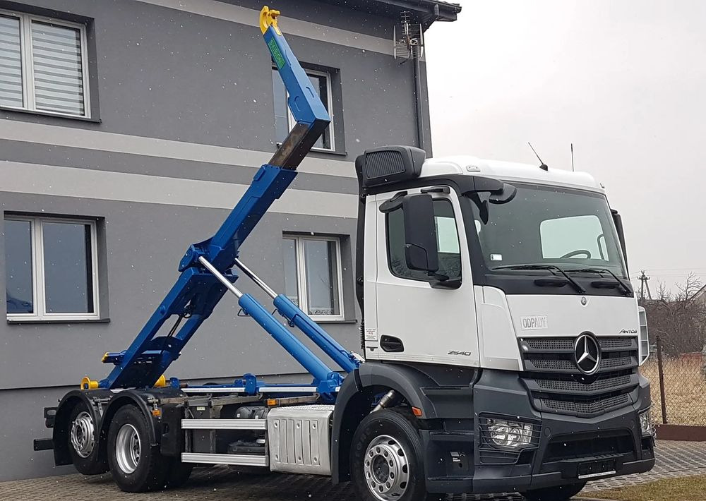 Mercedes-Benz ANTOS ACTROS HAKOWIEC 3 OSIE 6x2 KLIMA HAKOWIEC DO KONTENERÓW - Φορτηγό φόρτωσης γάντζου: φωτογραφία 1 Mercedes-Benz ANTOS ACTROS HAKOWIEC 3 OSIE 6x2 KLIMA HAKOWIEC DO KONTENERÓW - Φορτηγό φόρτωσης γάντζου: φωτογραφία 1