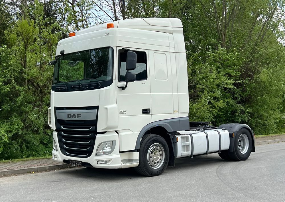 DAF *DAF XF 106 410 Euro 6 * Sprowadzony * Klima Retarder * Bardzo Dobry Stan * Ciągnik Siodłowy - Τράκτορας: φωτογραφία 2 DAF *DAF XF 106 410 Euro 6 * Sprowadzony * Klima Retarder * Bardzo Dobry Stan * Ciągnik Siodłowy - Τράκτορας: φωτογραφία 2