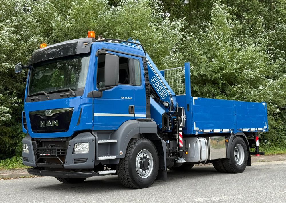 MAN * MAN 18.440 TGS * 4x4 * HDS Fassi F215 * Sprowadzony * 95 000 KM ! * Stan Jak Nowy - Φορτηγό με ανοιχτή καρότσα, Φορτηγό με γερανό: φωτογραφία 3 MAN * MAN 18.440 TGS * 4x4 * HDS Fassi F215 * Sprowadzony * 95 000 KM ! * Stan Jak Nowy - Φορτηγό με ανοιχτή καρότσα, Φορτηγό με γερανό: φωτογραφία 3