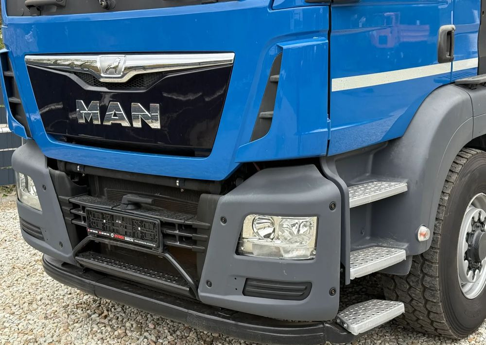 MAN * MAN 18.440 TGS * 4x4 * HDS Fassi F215 * Sprowadzony * 95 000 KM ! * Stan Jak Nowy - Φορτηγό με ανοιχτή καρότσα, Φορτηγό με γερανό: φωτογραφία 3 MAN * MAN 18.440 TGS * 4x4 * HDS Fassi F215 * Sprowadzony * 95 000 KM ! * Stan Jak Nowy - Φορτηγό με ανοιχτή καρότσα, Φορτηγό με γερανό: φωτογραφία 3