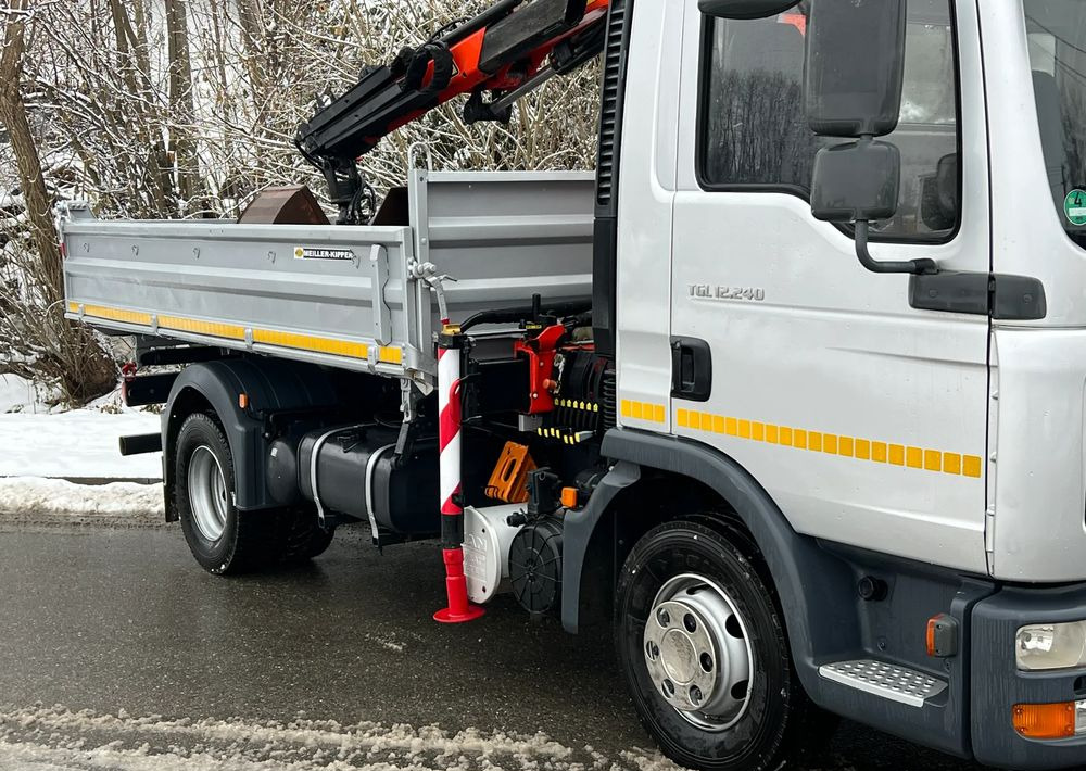 MAN MAN TGL 12-240 Kiper Wywrotka 4x2 Kran PALFINGER PK 12500 BARDZO DOBRY STAN - Φορτηγό ανατρεπόμενο: φωτογραφία 5 MAN MAN TGL 12-240 Kiper Wywrotka 4x2 Kran PALFINGER PK 12500 BARDZO DOBRY STAN - Φορτηγό ανατρεπόμενο: φωτογραφία 5