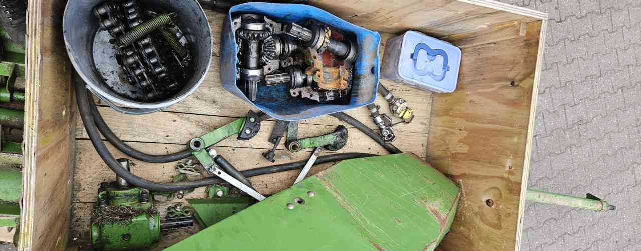 Bergmann Royal doseerwalsen, onderdelen, parts, diversen - Βαγόνι ενσίρωσης: φωτογραφία 3 Bergmann Royal doseerwalsen, onderdelen, parts, diversen - Βαγόνι ενσίρωσης: φωτογραφία 3