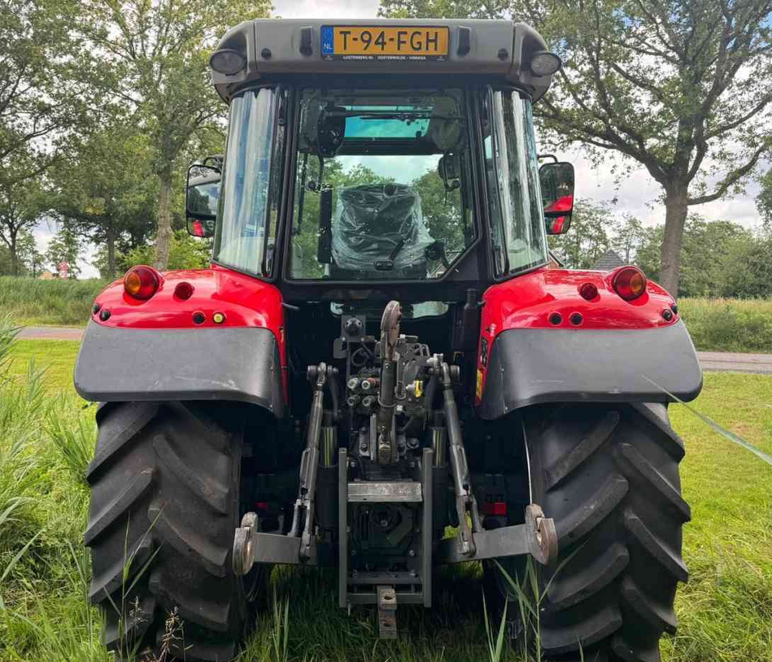 Massey Ferguson 5710S Dyna-4 Essential *Verkocht/sold* - Τρακτέρ: φωτογραφία 4 Massey Ferguson 5710S Dyna-4 Essential *Verkocht/sold* - Τρακτέρ: φωτογραφία 4