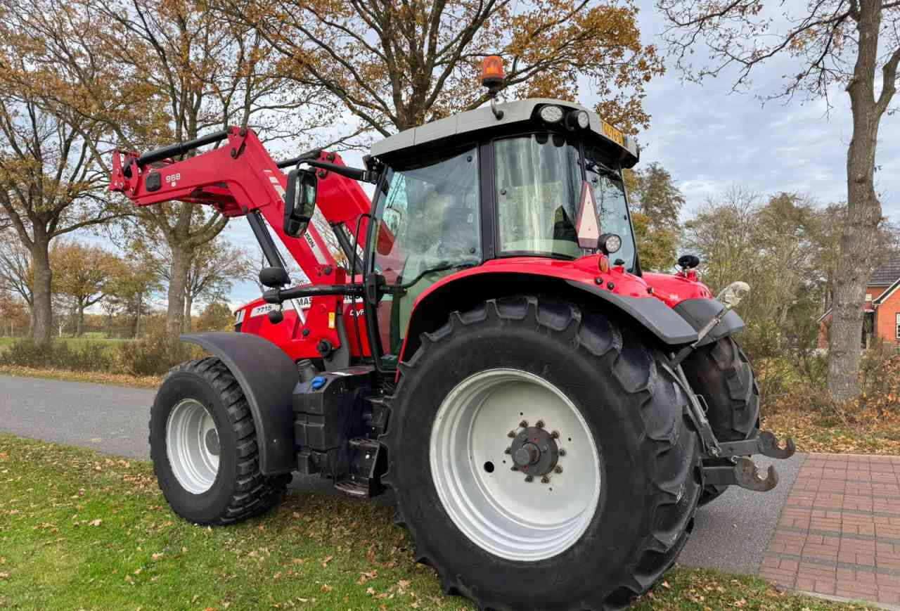 Massey Ferguson 7715S Dyna-6 Efficient Tractoren - Τρακτέρ: φωτογραφία 4 Massey Ferguson 7715S Dyna-6 Efficient Tractoren - Τρακτέρ: φωτογραφία 4