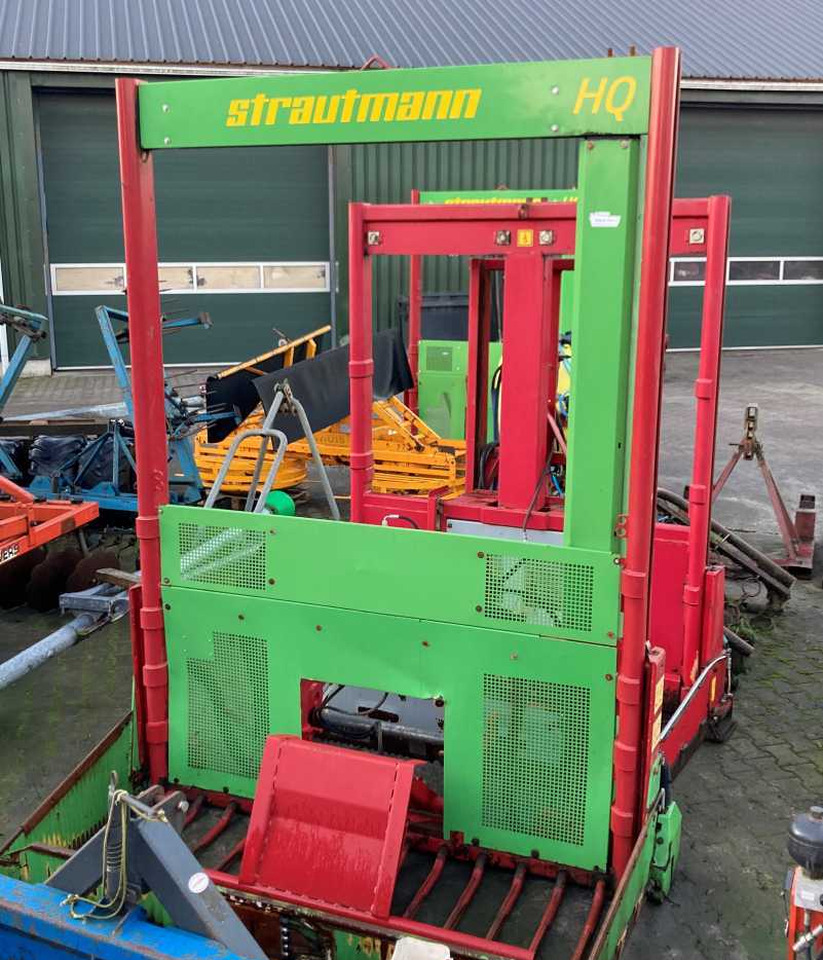 Strautmann HQ 3800 kuilsnijder voermachines - Μηχανήματα ενσίρωσης: φωτογραφία 1 Strautmann HQ 3800 kuilsnijder voermachines - Μηχανήματα ενσίρωσης: φωτογραφία 1