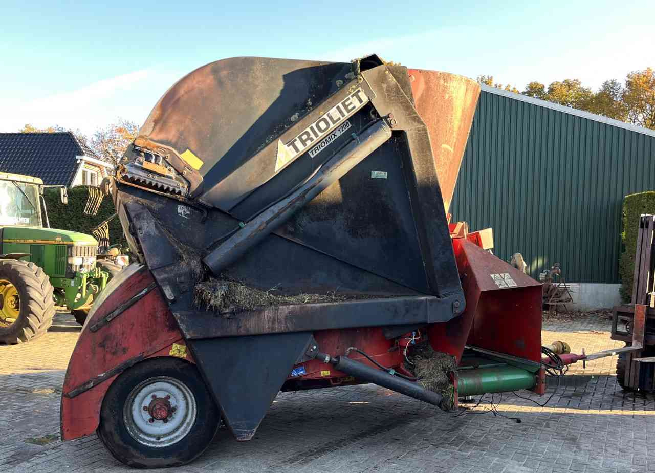 Trioliet Triomix 1200 zelfladende voermengwagen voermachines - Ενσιροδιανομέας: φωτογραφία 2 Trioliet Triomix 1200 zelfladende voermengwagen voermachines - Ενσιροδιανομέας: φωτογραφία 2