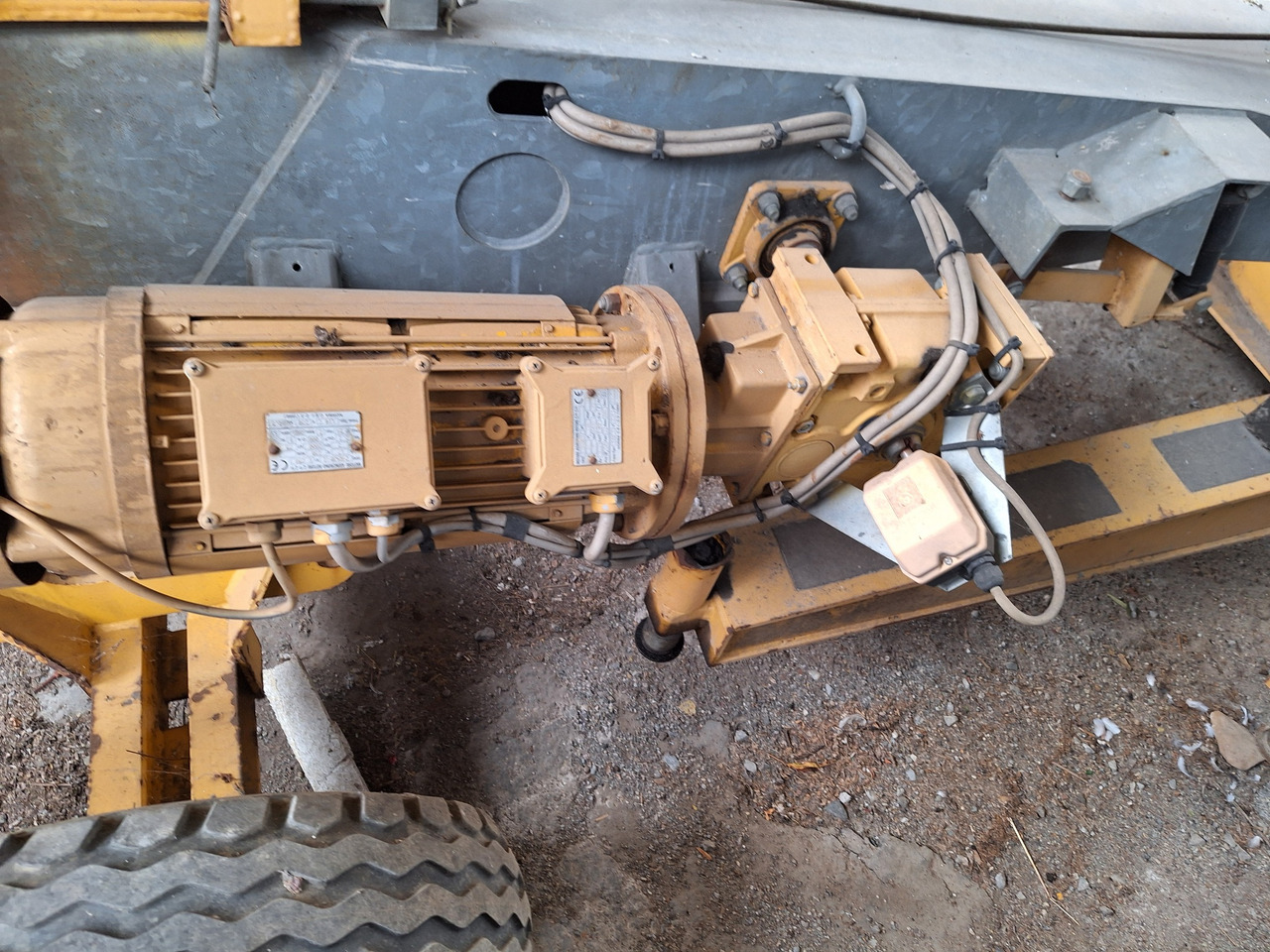 POTAIN HD10A - Αυτοανεγειρόμενος γερανός: φωτογραφία 5 POTAIN HD10A - Αυτοανεγειρόμενος γερανός: φωτογραφία 5