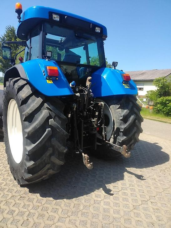 New Holland New Holland tvt 7540 - Τρακτέρ: φωτογραφία 2 New Holland New Holland tvt 7540 - Τρακτέρ: φωτογραφία 2