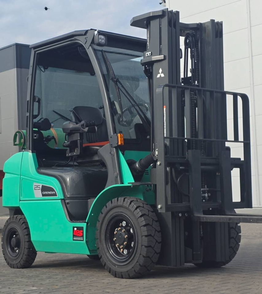 Mitsubishi FG 25 N DEMO like NEW  - Υγραεριοκίνητο περονοφόρο: φωτογραφία 5 Mitsubishi FG 25 N DEMO like NEW  - Υγραεριοκίνητο περονοφόρο: φωτογραφία 5