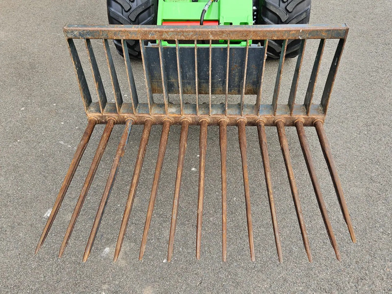 Avant Tegelriek - Παρελκόμενα για Γεωργικά μηχανήματα: φωτογραφία 2 Avant Tegelriek - Παρελκόμενα για Γεωργικά μηχανήματα: φωτογραφία 2