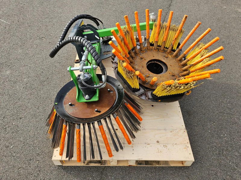 Avant Tuin en park Onkruidborstel - Παρελκόμενα για Γεωργικά μηχανήματα: φωτογραφία 2 Avant Tuin en park Onkruidborstel - Παρελκόμενα για Γεωργικά μηχανήματα: φωτογραφία 2