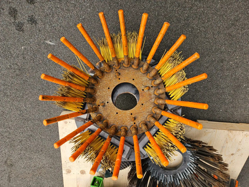 Avant Tuin en park Onkruidborstel - Παρελκόμενα για Γεωργικά μηχανήματα: φωτογραφία 5 Avant Tuin en park Onkruidborstel - Παρελκόμενα για Γεωργικά μηχανήματα: φωτογραφία 5