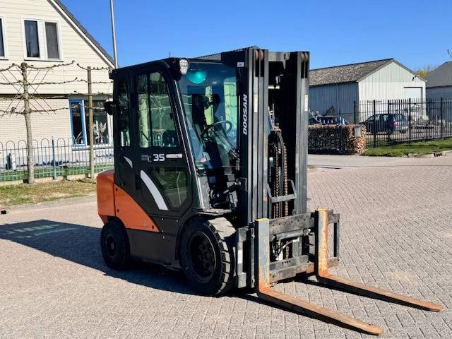 Doosan D35c Pro-7 - Πετρελαιοκίνητο περονοφόρο: φωτογραφία 4 Doosan D35c Pro-7 - Πετρελαιοκίνητο περονοφόρο: φωτογραφία 4